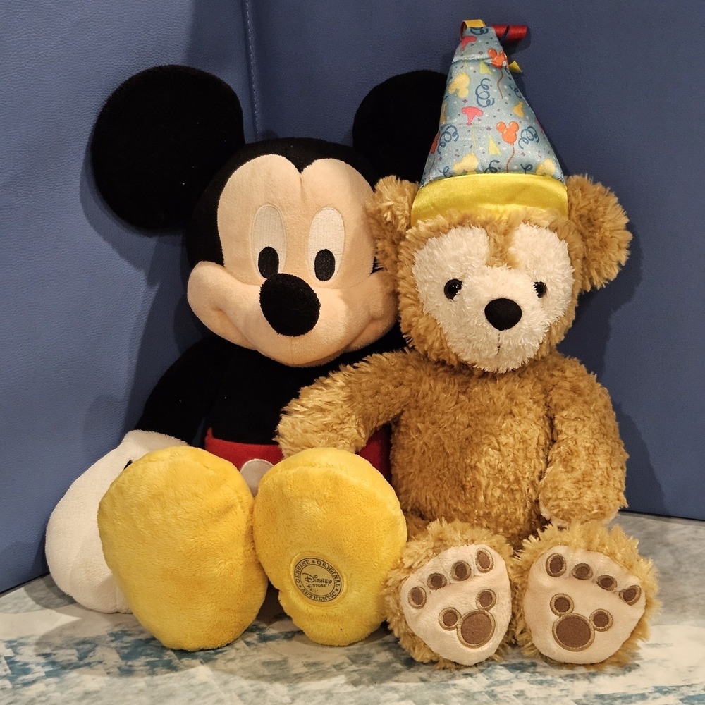 Disney Mickey Mouse & Duffy The Disney‎ Bear Birthday Plush Bundle Disney Parks